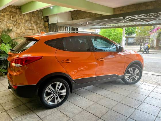 HYUNDAI IX35 2.0 LAUNCHING EDITION 16V FLEX 4P AUTOMÁTICO HYUNDAI IX35 2.0 LAUNCHING EDITION 16V FLEX 4P AUTOMÁTICO